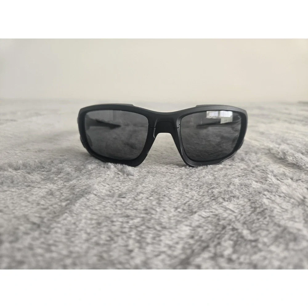Oakley SHOCKTUBE Matte Black POLARIZED BALLISTIC Grey Sunglass OO9329-09